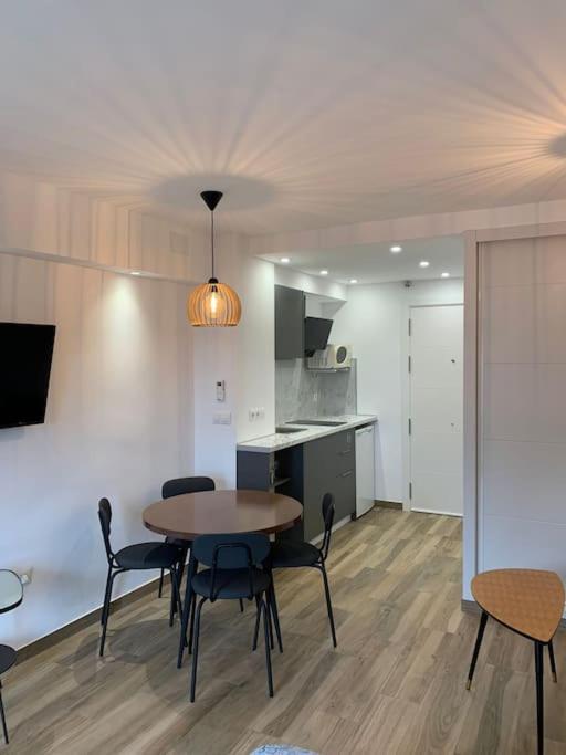 Centro Salome Apartment ตอร์เรโมลิโนส ภายนอก รูปภาพ