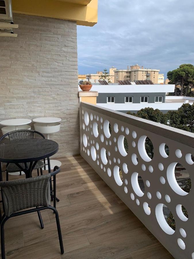 Centro Salome Apartment ตอร์เรโมลิโนส ภายนอก รูปภาพ
